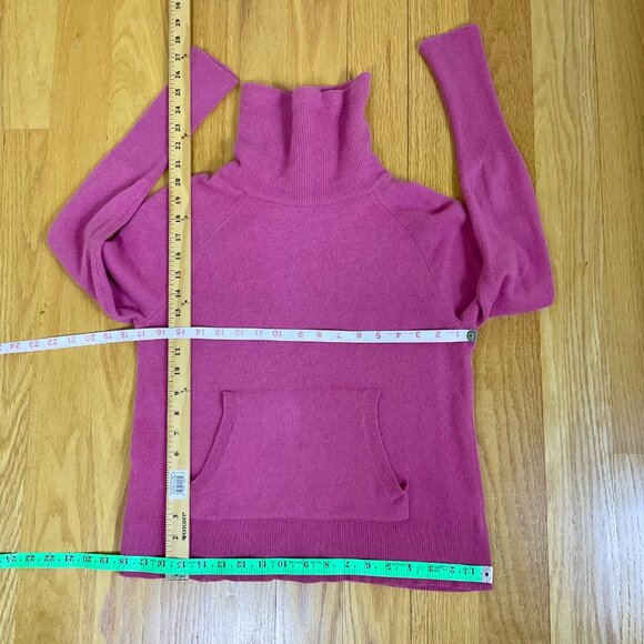 Max Studio Sweater Cashmere Turtleneck Dusty Pink Front Pouch (M) - Picture 7 of 7